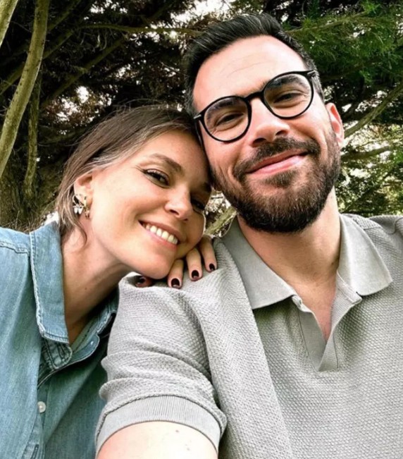 Aslı Enver anne oldu!